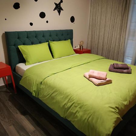 Cozy Apartment Near Metro Station Agia Marina アテネ エクステリア 写真