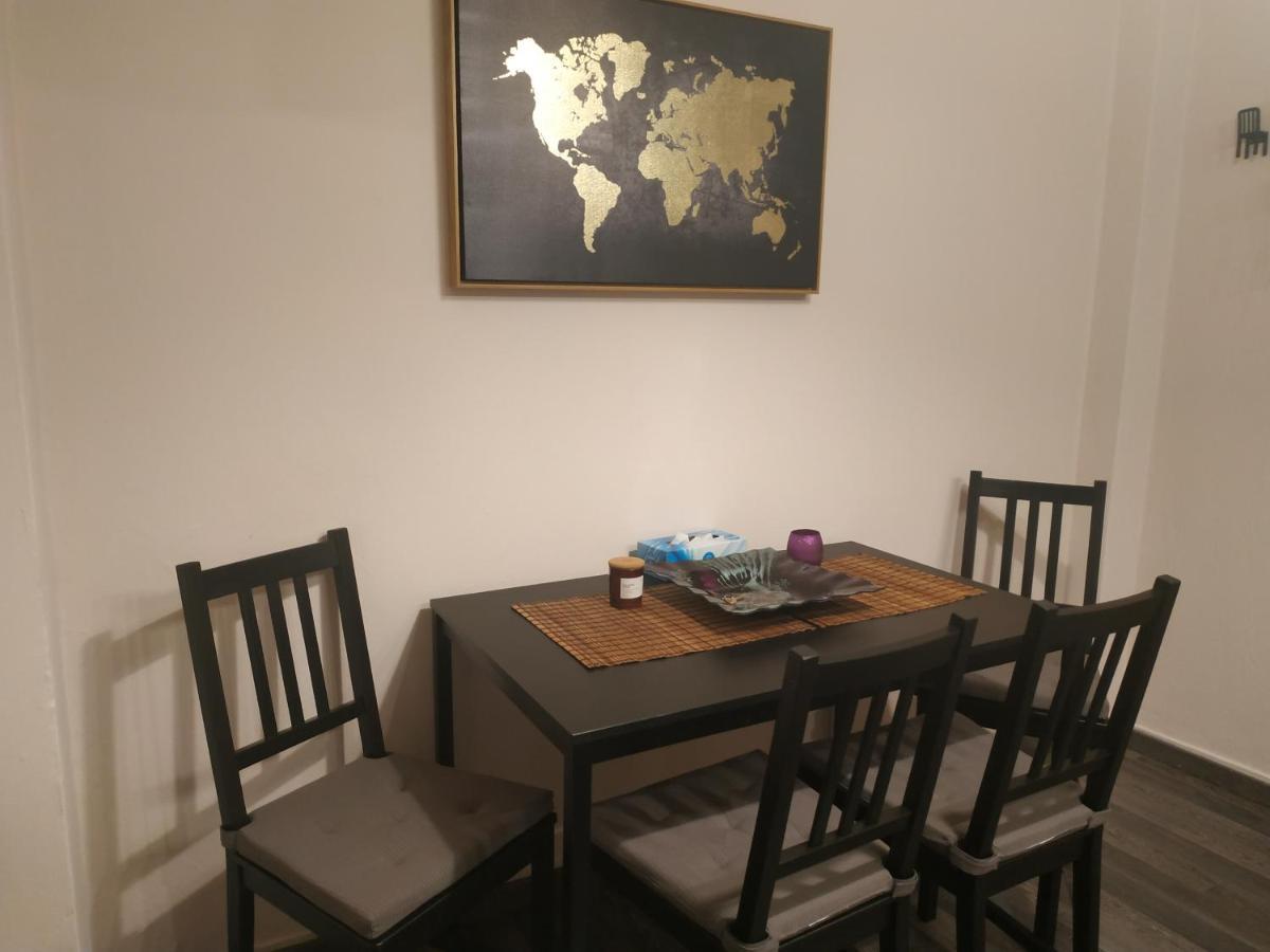 Cozy Apartment Near Metro Station Agia Marina アテネ エクステリア 写真