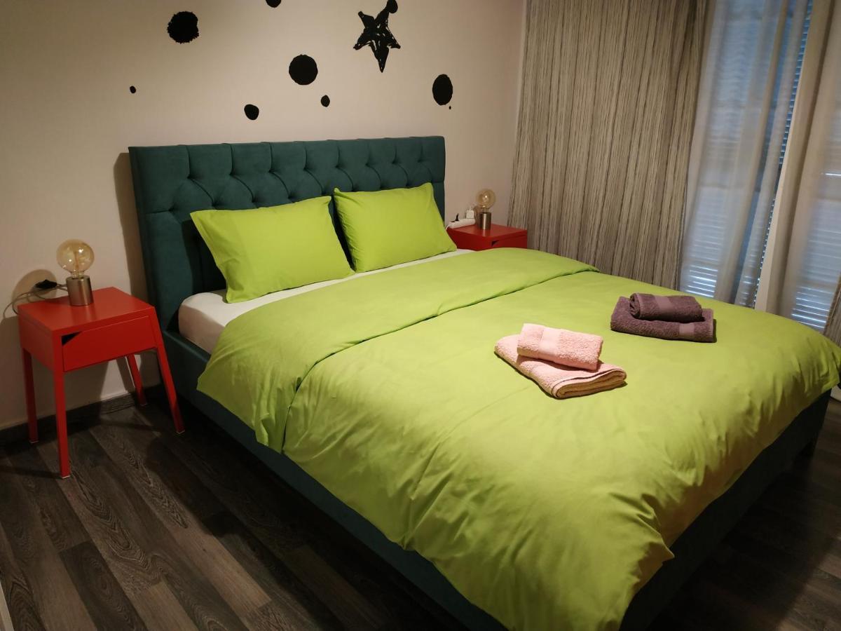 Cozy Apartment Near Metro Station Agia Marina アテネ エクステリア 写真