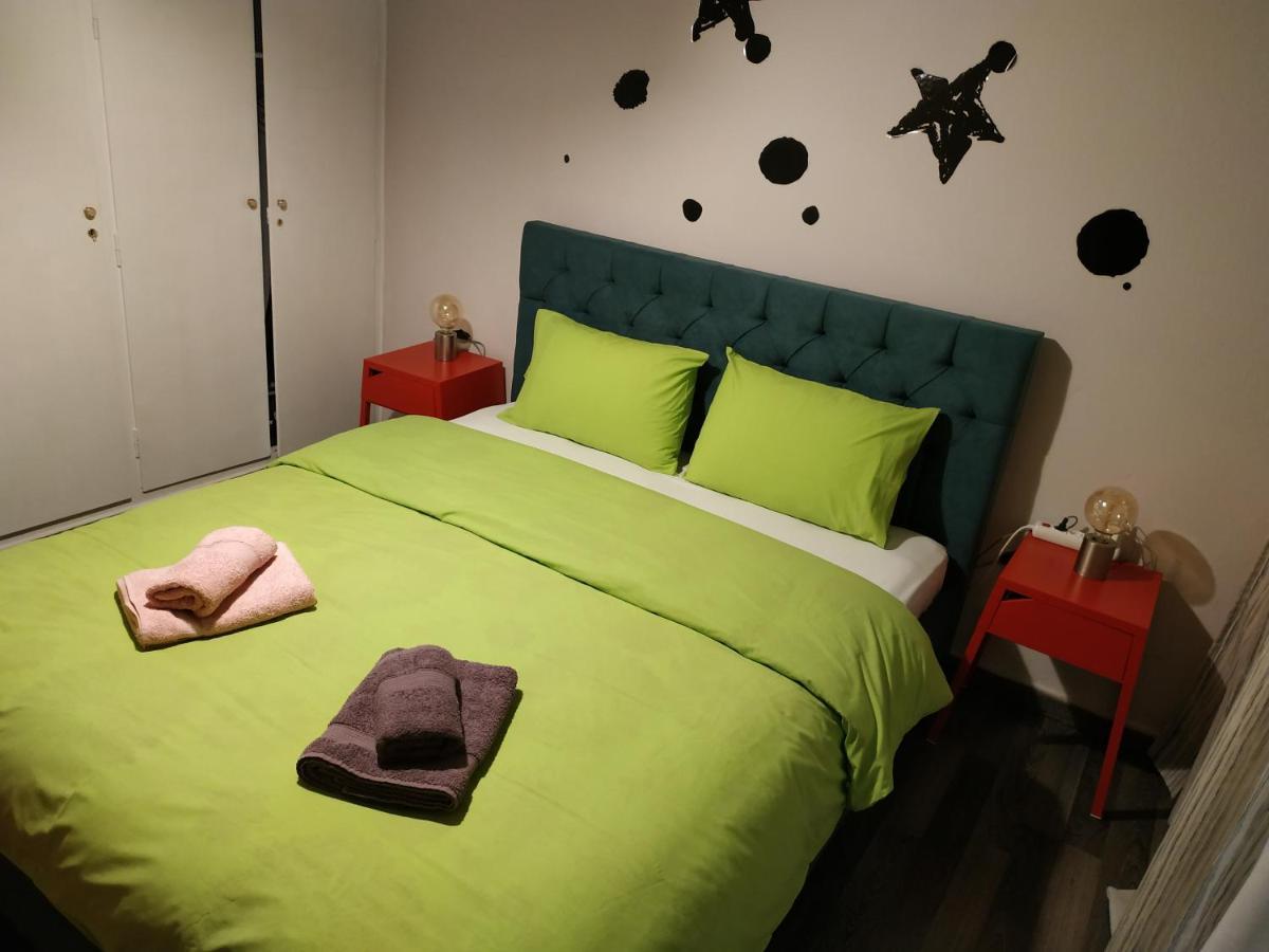 Cozy Apartment Near Metro Station Agia Marina アテネ エクステリア 写真