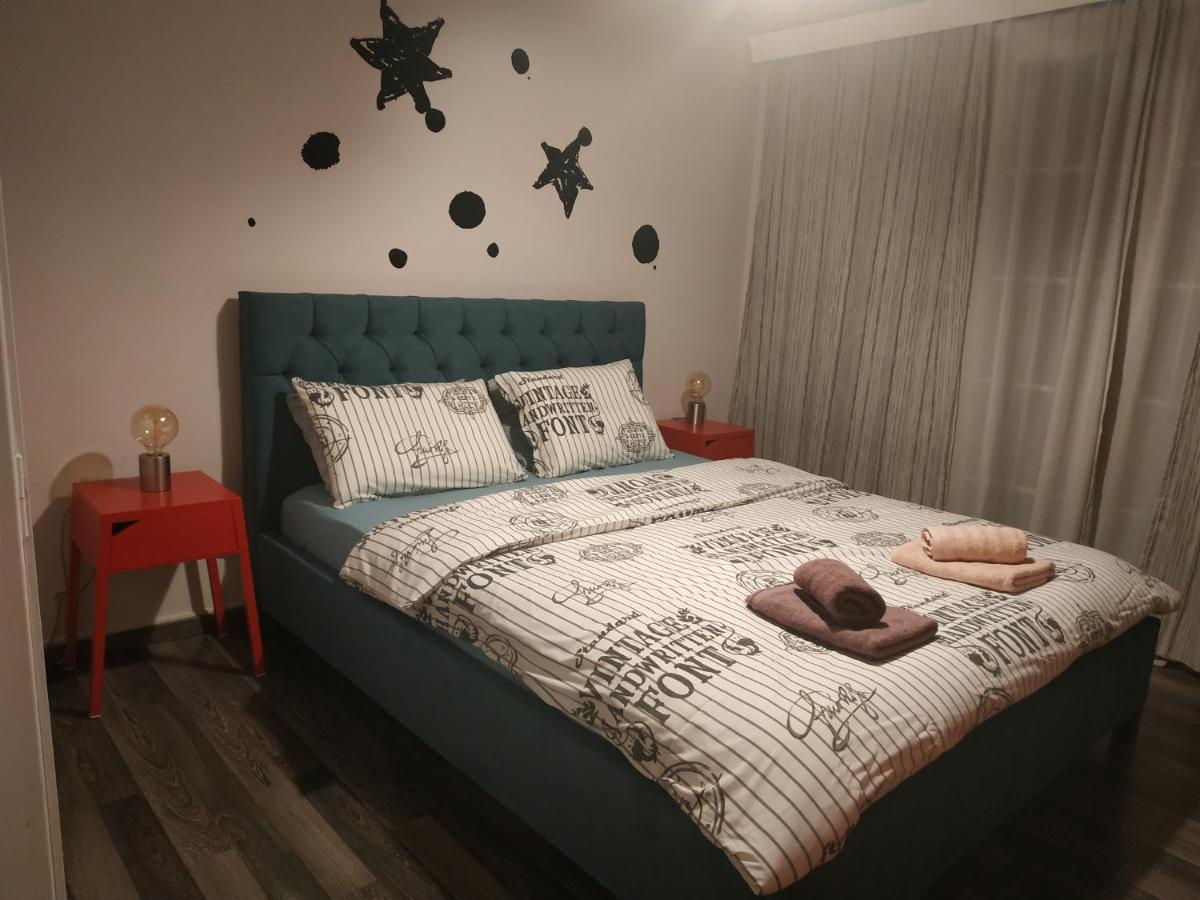 Cozy Apartment Near Metro Station Agia Marina アテネ エクステリア 写真