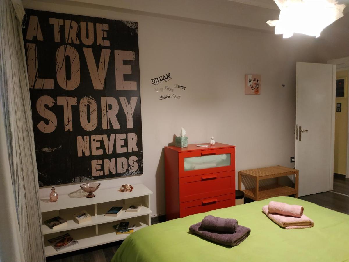 Cozy Apartment Near Metro Station Agia Marina アテネ エクステリア 写真