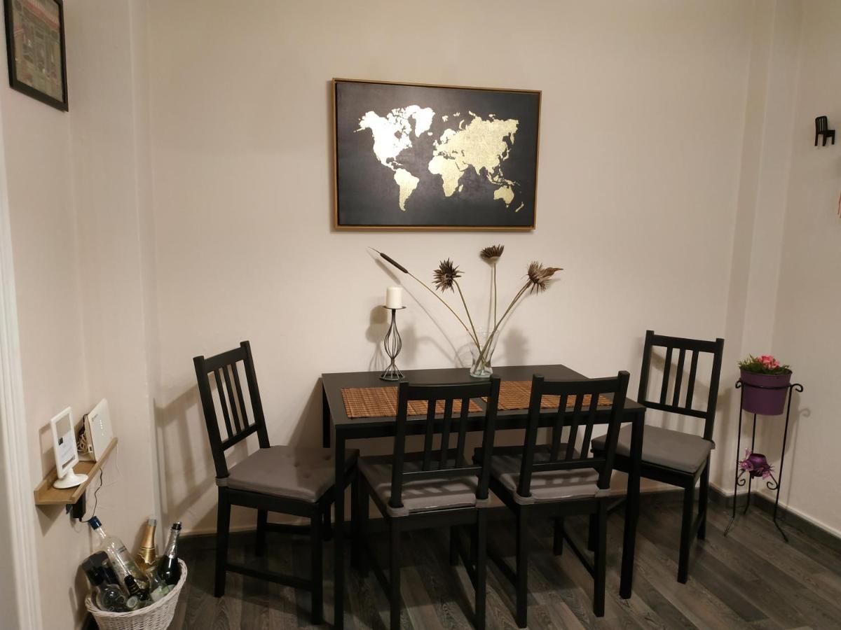 Cozy Apartment Near Metro Station Agia Marina アテネ エクステリア 写真