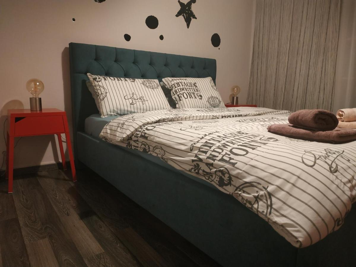 Cozy Apartment Near Metro Station Agia Marina アテネ エクステリア 写真