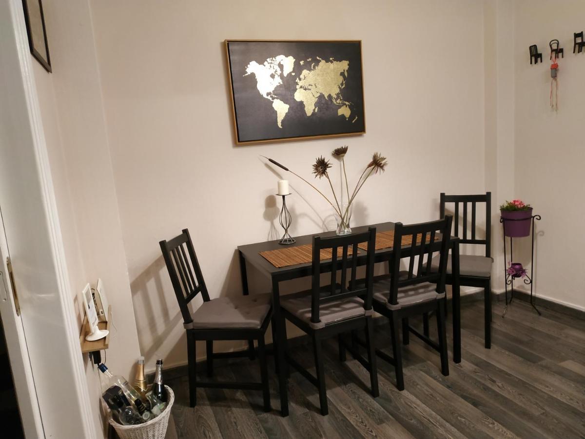Cozy Apartment Near Metro Station Agia Marina アテネ エクステリア 写真